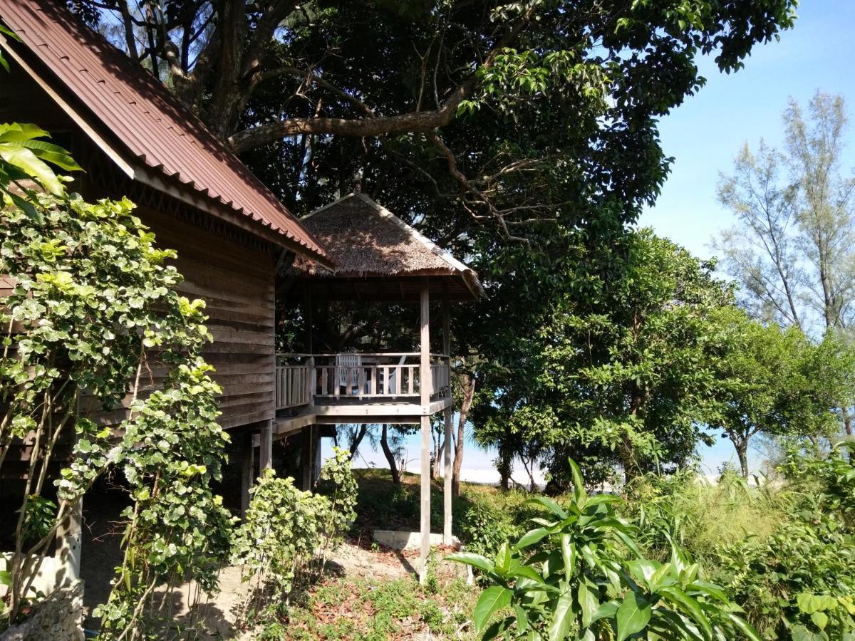 Jansom Bungalow 2 Koh Phayam Exterior foto