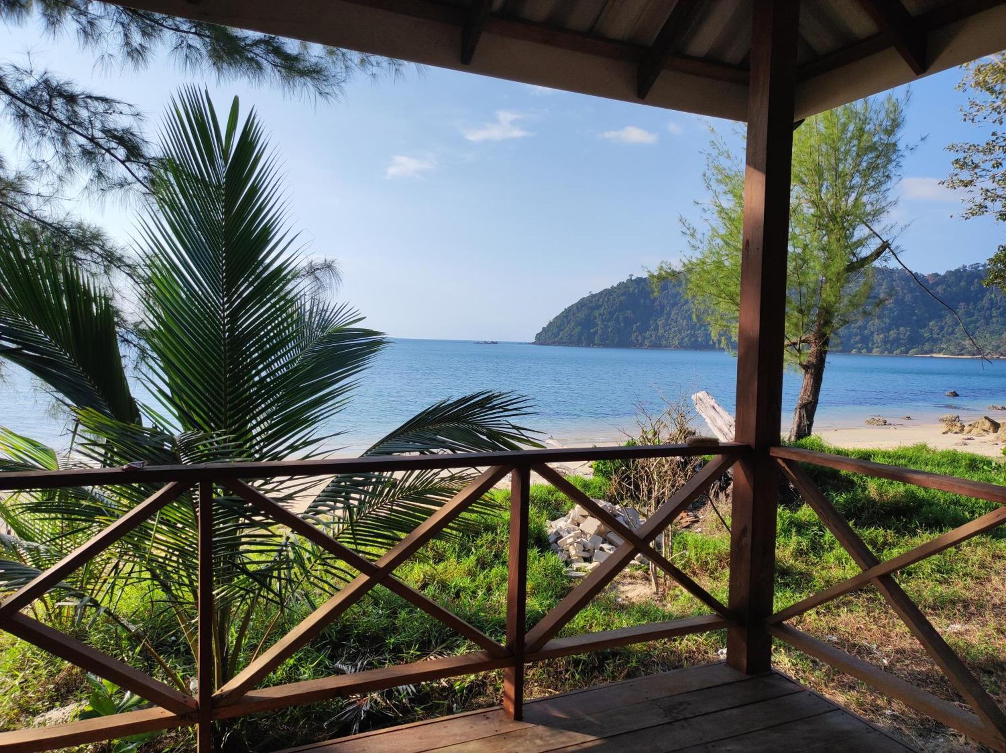 Jansom Bungalow 2 Koh Phayam Exterior foto
